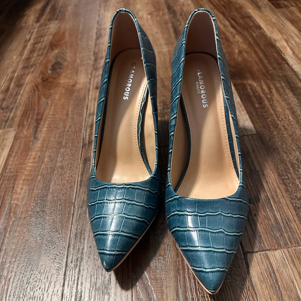 Glamorous Brand wide fit size 8 block heel shoes